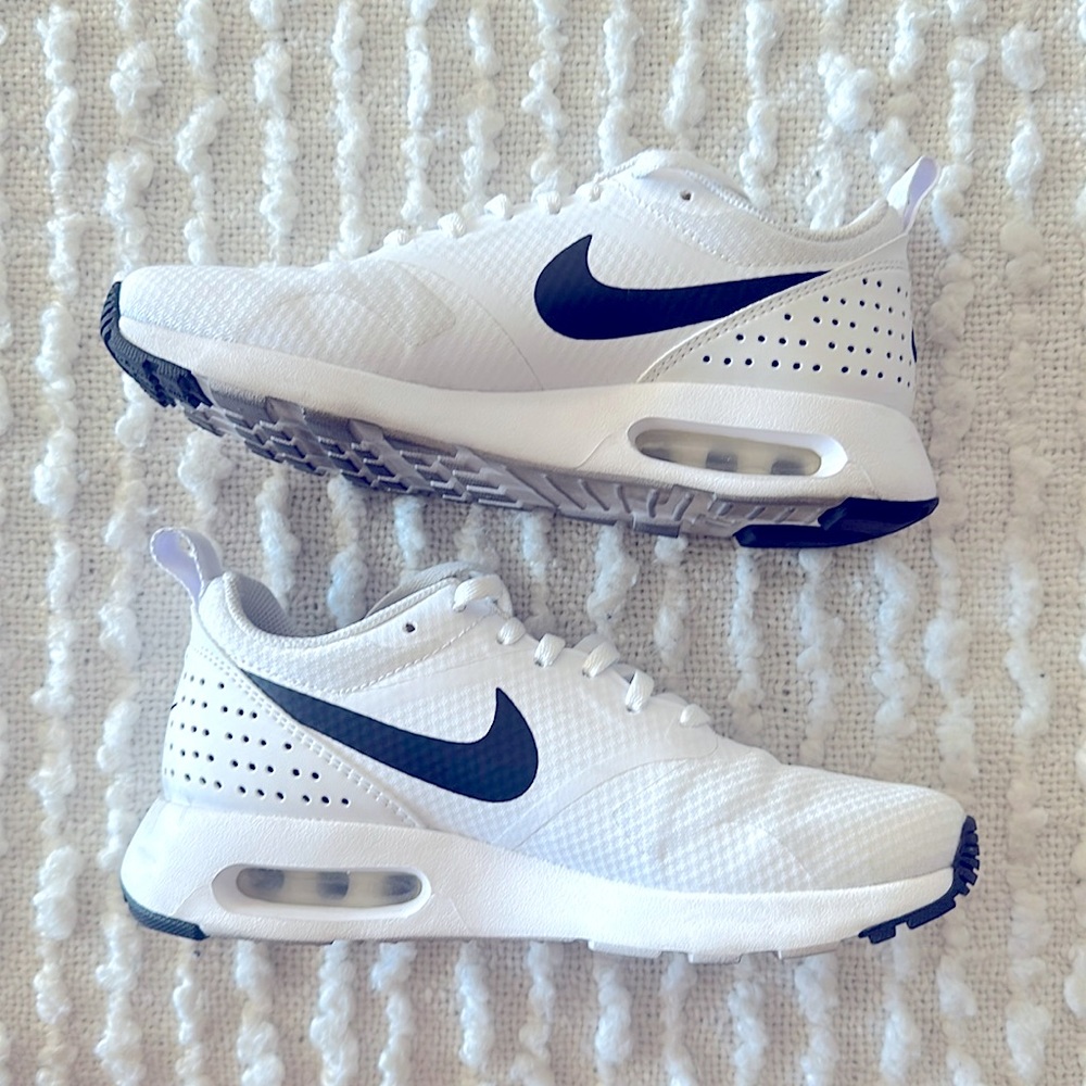 Nike Air Max Tavas